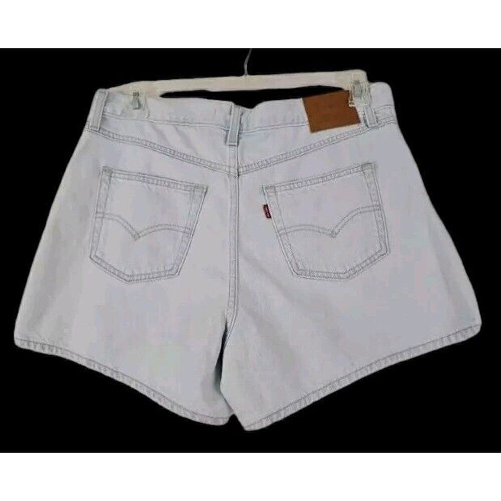Levi's ~Woman Size 31~ Light Blue Denim 80s Mom Shorts 100% Cotton. - Picture 9 of 9